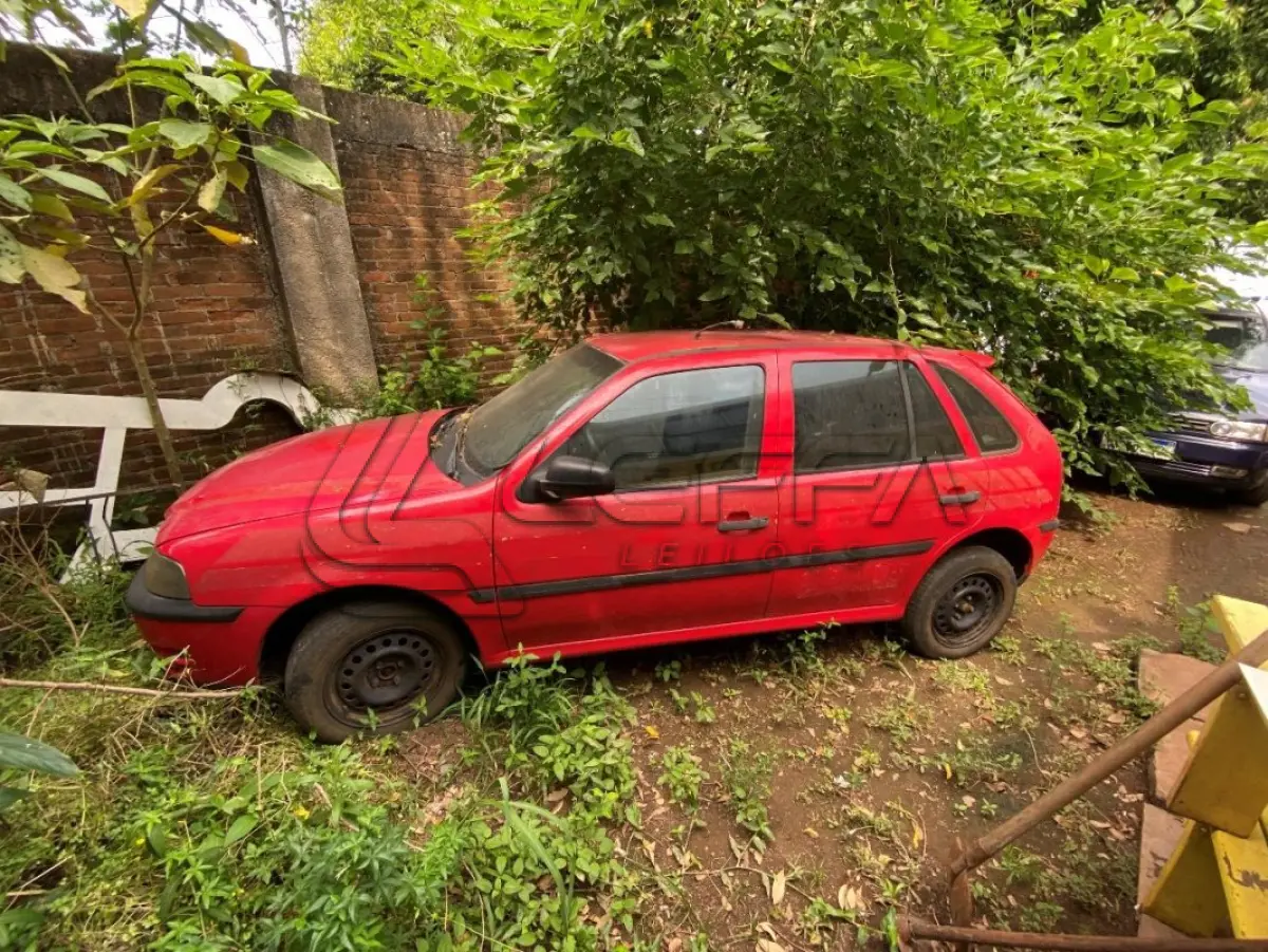LOTE 060 - Veículo; Marca: Volkswagen; Modelo: Gol; Número de Chassi: 9BWCB05X14P022654; Ano de Fabricação: 2003; Placa:ILN-7I85