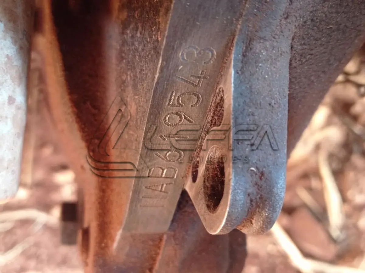 LOTE 0018