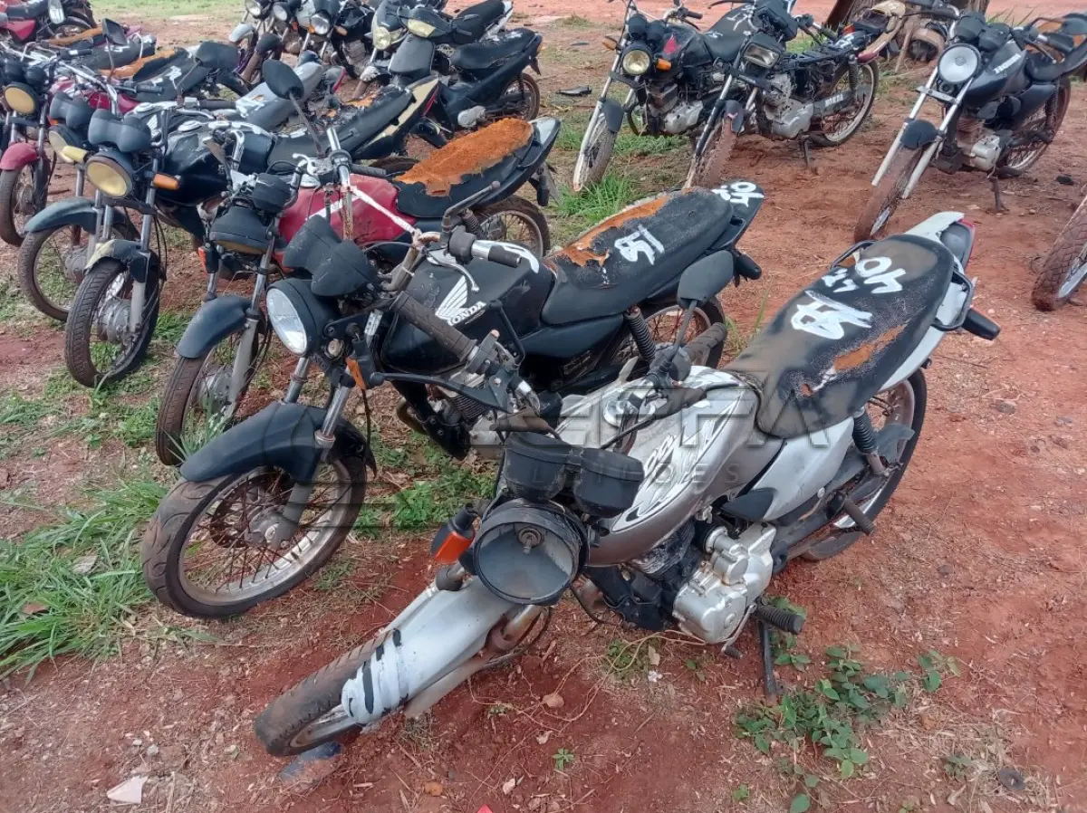 LOTE 0040