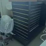 4 (QUATRO) MÓVEIS APOIO CAMA, MESA E BANHO