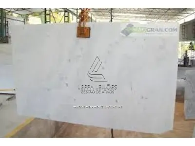 LOTE 006 - CHAPAS DE MARMORE DIVERSAS