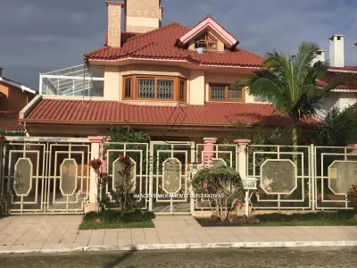 LOTE 001 - TERRENO COM BENFEITORIA NA PRAIA DE CAPÃO NOVO EM CAPÃO DA CANOA/RS