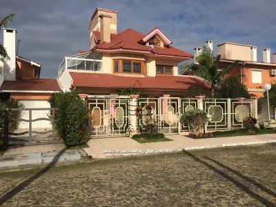 LOTE 001 - TERRENO COM BENFEITORIA NA PRAIA DE CAPÃO NOVO EM CAPÃO DA CANOA/RS