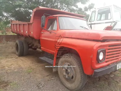 LOTE 021 - Caminhão Ford.f 600 motor M.B. 11.13  Ano 78