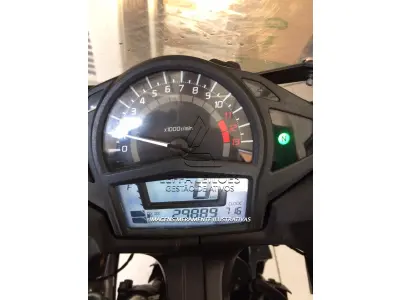 LOTE 002 - Kawasaki Ninja 650 Ano 2012 Modelo 2013