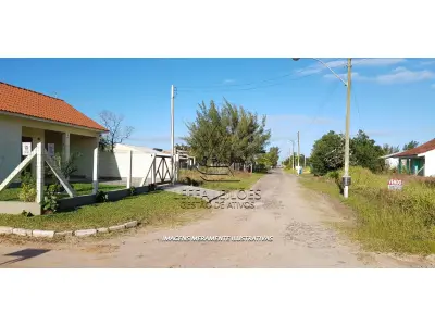 LOTE 002 - Terreno Urbano, na Praia Paraíso, Lote 18 Quadra 61, em Torres/RS