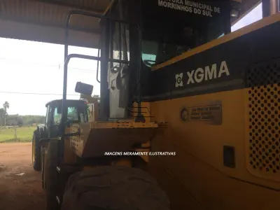 LOTE 007 - PÁ CARREGADEIRA XGMA, MODELO XG958, ano e modelo 2013