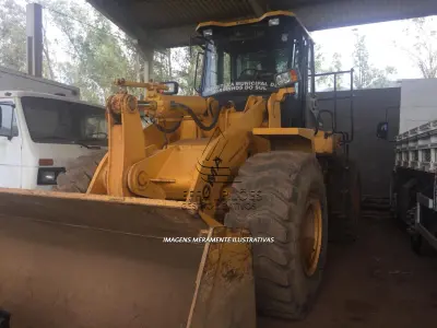 LOTE 007 - PÁ CARREGADEIRA XGMA, MODELO XG958, ano e modelo 2013