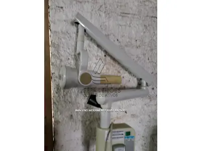 LOTE 005 - UM APARELHO DE RAIO-X, MARCA GNATUS TIMEX 70C