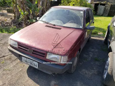 LOTE 008 - UM VEÍCULO FIAT/UNO, ANO E MODELO 1994