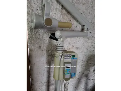 LOTE 005 - UM APARELHO DE RAIO-X, MARCA GNATUS TIMEX 70C