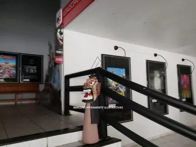 LOTE 003 - Loja nº 81 (Cinema) do Capão da Canoa Shopping, na avenida paraguassu, esquina com a Rua Andira, em Capão da Canoa/RS