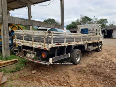 LOTE 009 - CAMINHÃO FOTON AUMARK 1009T, a diesel, ano e modelo 2015