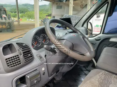 LOTE 005 - MICRO-ÔNIBUS FIAT DUCATO MC MIC, ano de fabricação/modelo 2014/2014