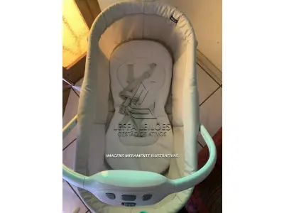 LOTE 001 - Berço portátil Chicco baby hung 4 in 1 glacial