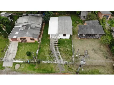 LOTE 001 - Terreno Urbano, com benfeitorias, na Rua Mario Dalpiaz, nº 130, na Vila São João, em Torres/RS