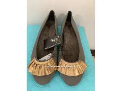 LOTE 001 - 200 PARES DE SAPATILHAS – DIVERSAS CORES, MODELOS E TAMANHOS