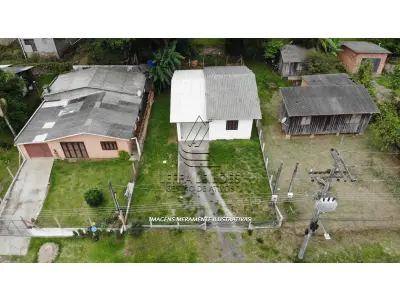 LOTE 001 - Terreno Urbano, com benfeitorias, na Rua Mario Dalpiaz, nº 130, na Vila São João, em Torres/RS