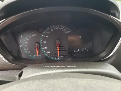 LOTE 002 - VEÍCULO GM TRACKER LT MARCA CHEVROLET, a gasolina/álcool, ano e modelo 2017