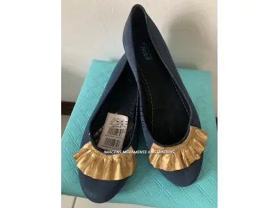 LOTE 001 - 200 PARES DE SAPATILHAS – DIVERSAS CORES, MODELOS E TAMANHOS