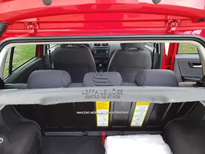 LOTE 001 - VEÍCULO VW/NOVO FOX HL MD, PLACAS IXD-5117, VERMELHO, ANO E MODELO 2016, ÚNICO DONO