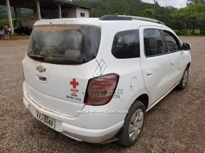 LOTE 004 - AUTOMÓVEL CHEVROLET, SPIN 1.8 L MT LTZ, ano de fabricação/modelo 2013/2014