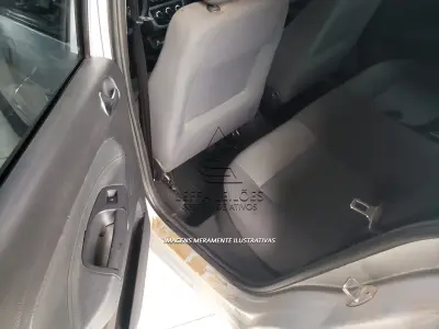 LOTE 003 - UM AUTOMÓVEL GOL 1.0 WOLKSWAGEM, ano/modelo 2009/2010