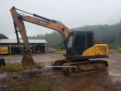 LOTE 002 - UMA ESCAVADEIRA HIDRÁULICA, COM ESTEIRA SANY SY135C-9, ano de modelo 2017