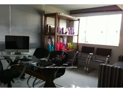 LOTE 001 - UMA CASA RESIDENCIAL, localizada na Rua Araújo Bastos, nº 126, Pitaçu, Salvador/Bahia