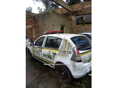 LOTE 053 - RENAULT/SAN DERO EXP 16HP