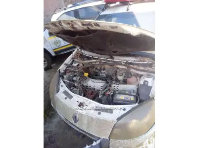 LOTE 053 - RENAULT/SAN DERO EXP 16HP