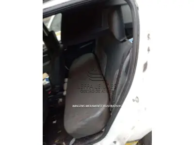 LOTE 053 - RENAULT/SAN DERO EXP 16HP