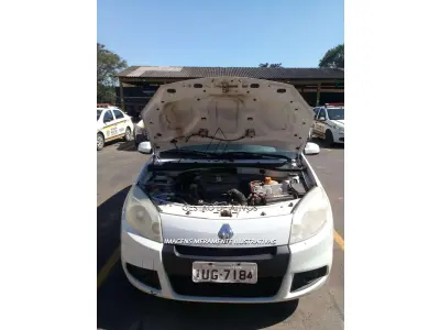 LOTE 109 - RENAULT/SAN DERO EXP 16HP