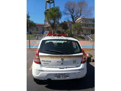 LOTE 109 - RENAULT/SAN DERO EXP 16HP