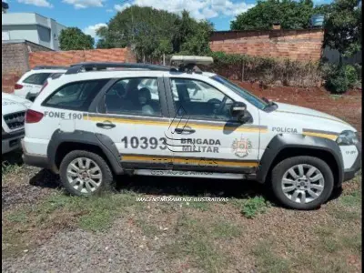 LOTE 214 - FIAT/WEEKEND ADVENTURE