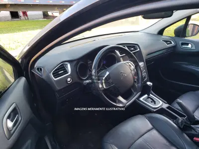 LOTE 001 - UM VEÍCULO I/CITROËN C4L A THP-EXCL, ANO 2013, MODELO 2014, PLACAS IWM-4567, COR PRETA, RENAVAM 1012462657