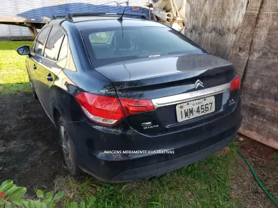 LOTE 001 - UM VEÍCULO I/CITROËN C4L A THP-EXCL, ANO 2013, MODELO 2014, PLACAS IWM-4567, COR PRETA, RENAVAM 1012462657