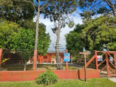 LOTE 002 - Um Imóvel na Rua Eurico Gaspar, em Imbé RS