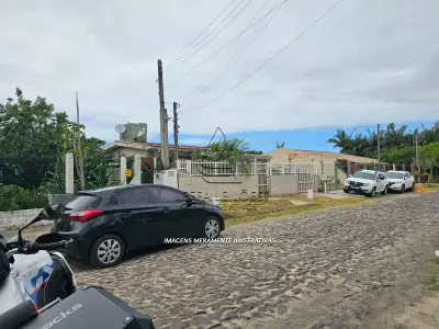 LOTE 001 - Um Imóvel Localizado na Praia Noiva do Mar em Xangrilá RS