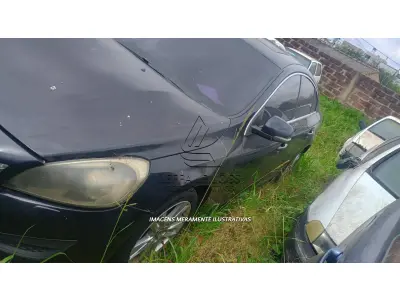 LOTE 001 - UM VEÍCULO MARCA I/VOLVO S60 2.0 T5 DYNA, PLACAS IYY-0038, ANO/MODELO 2011/2012, COR PRETA, GASOLINA