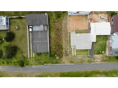 LOTE 003 - Um Terreno Urbano, Lote 14 Quadra 08, no Balneário Perola, em Arroio do Sal RS