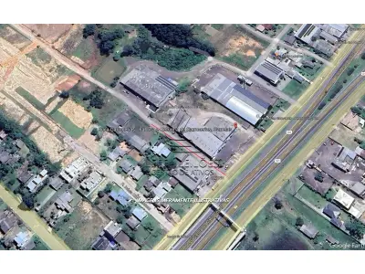 LOTE 001 - UM TERRENO COM EDIFICAÇÃO, MEDINDO 1200M² (40MX30M), NA RUA JOÃO BORGES DELFINO, SANTO ANJO DA GUARDA, ÀS MARGENS DA BR-101, TRÊS CACHOEIRAS/RS.