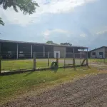 UM TERRENO COM EDIFICAÇÃO, MEDINDO 1200M² (40MX30M), NA RUA JOÃO BORGES DELFINO, SANTO ANJO DA GUARDA, ÀS MARGENS DA BR-101, TRÊS CACHOEIRAS/RS.