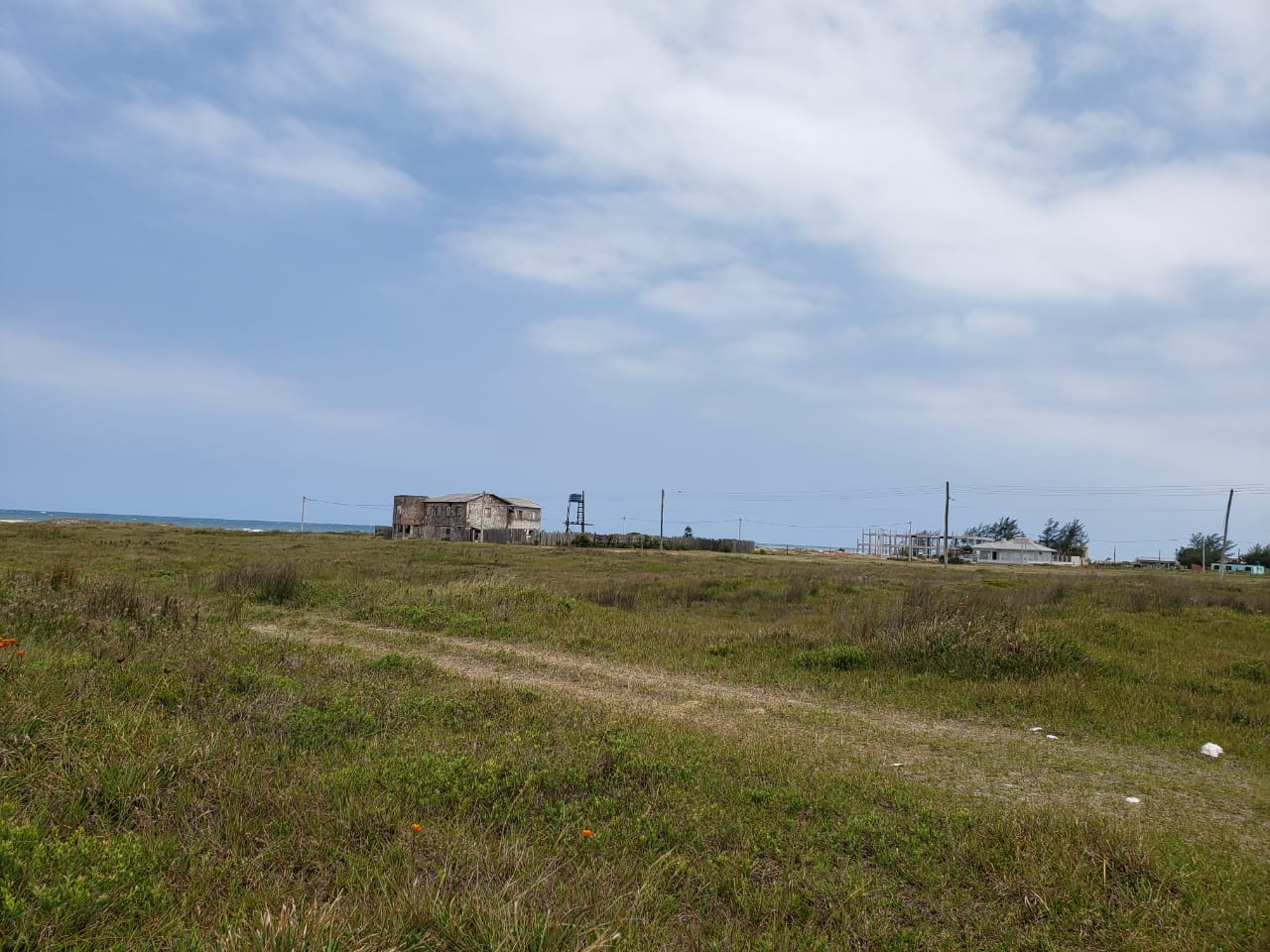 Terreno Urbano, Lote 10 Quadra 28, na Paraia da Riviera, em Torres/RS