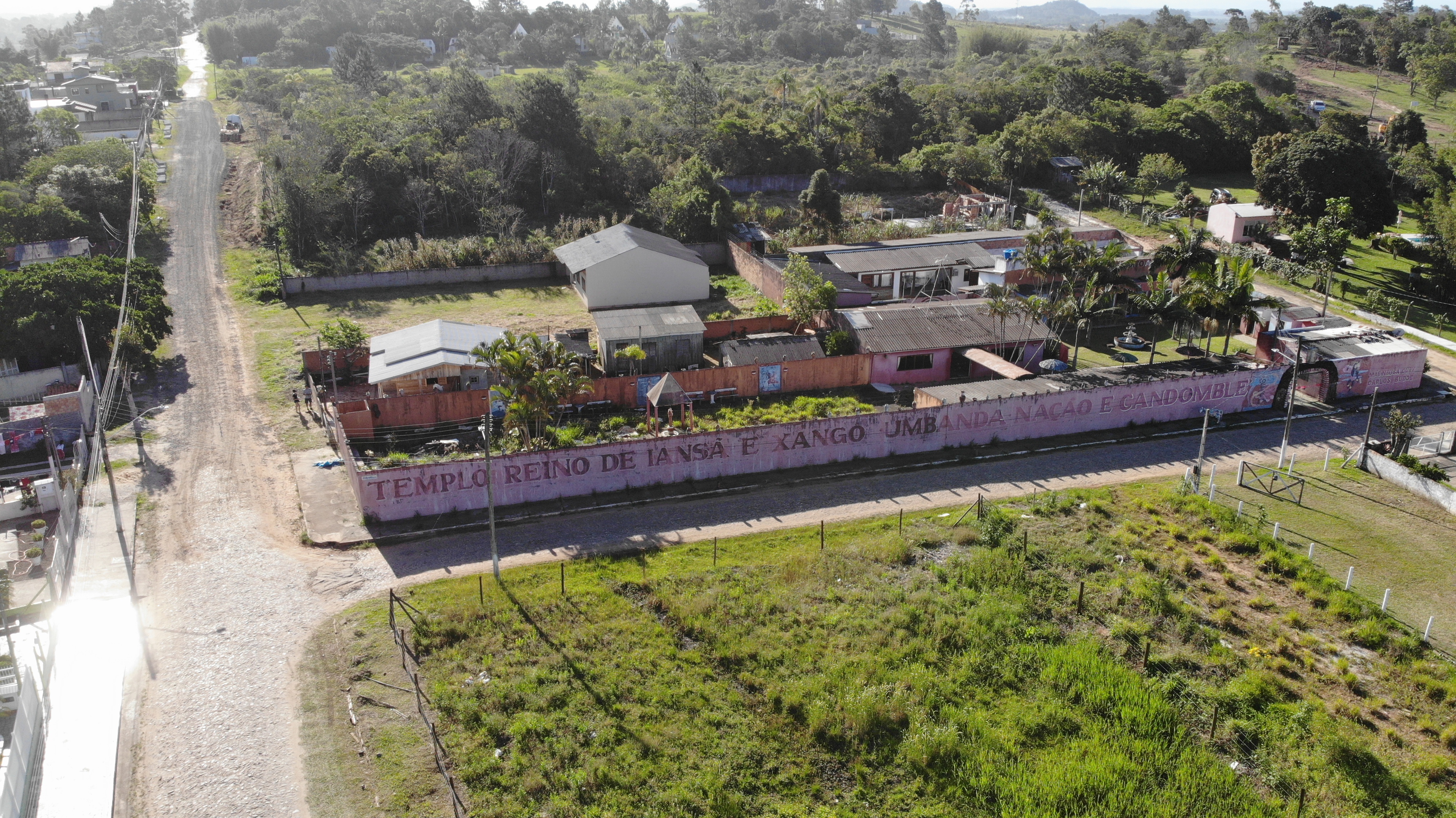 Terreno Urbano, com edificações, no bairro Centenário, Centro de Cultura Neusa Cury, em Torres/RS