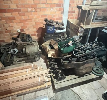 LOTE 027 - SUCATA DE PEÇAS DE MOTOR