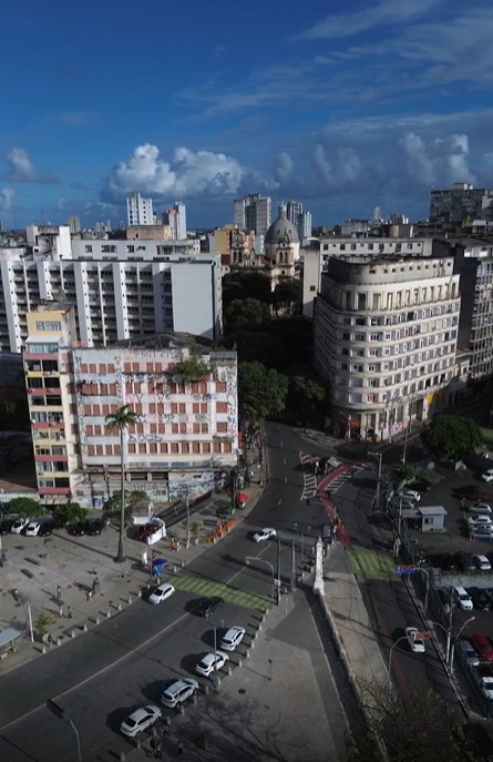 ANTIGO PRÉDIO DA EMBASA NA AVENIDA SETE DE SETEMBRO, Nº 13, LADEIRA DE SÃO BENTO, SALVADOR/BA.